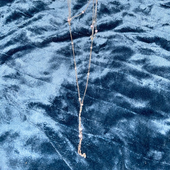 Layered pearl necklace
